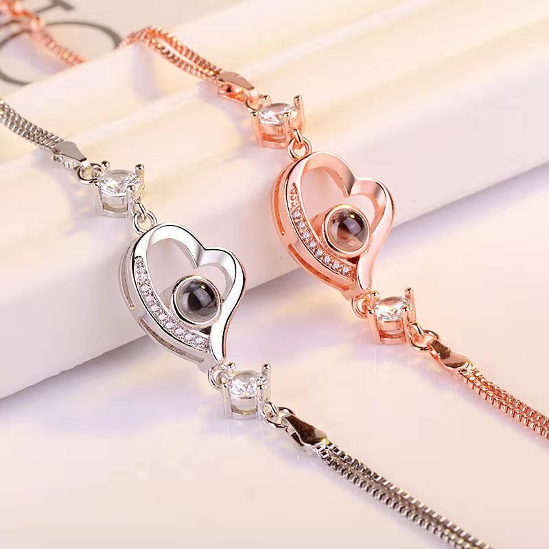 "100 Languages 'I Love You' Projection Bracelet – a perfect gift for your girlfriend, ideal for birthdays or special occasions."