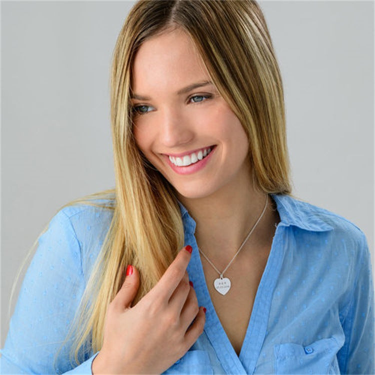 S925 sterling silver heart couple necklace, customizable with letters.