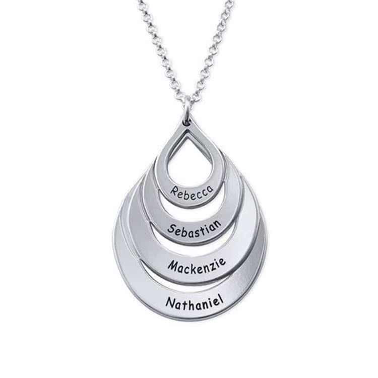 Custom 925 silver round necklace with lettering for couples, perfect Valentine's Day gift.