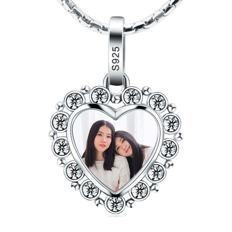 S925 silver necklace for women with a personalized photo pendant. Ideal silver jewelry gift for baby birthdays or special occasions.