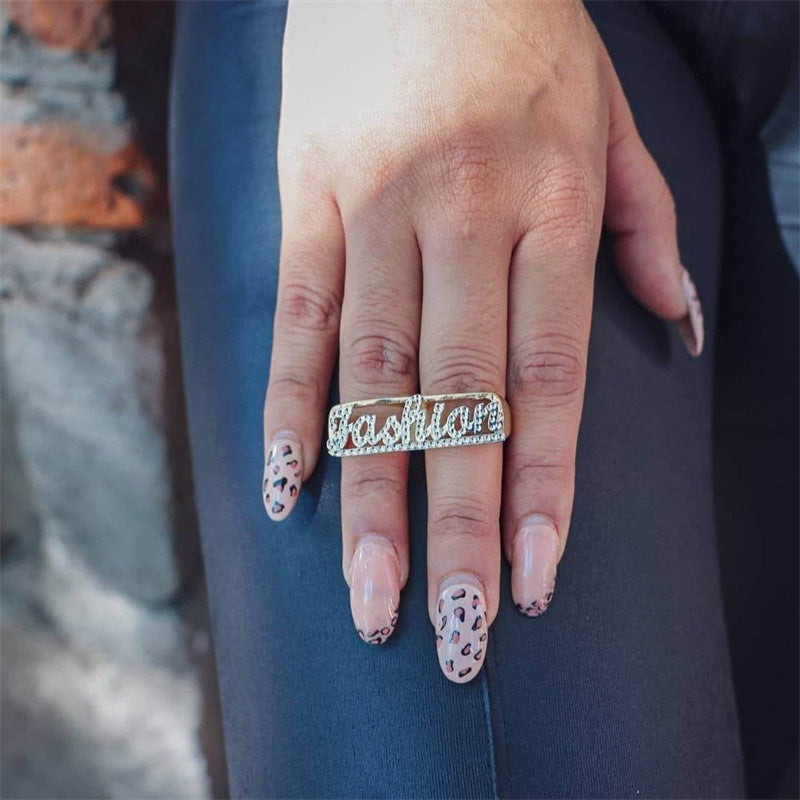 Hot Sale Personalized Engraved Double Finger Car Flower Name Ring Meaningful Gift