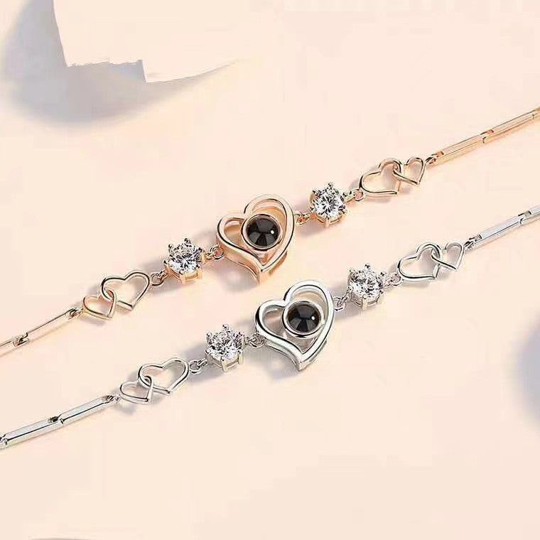 Heart bracelet for women, stylish and luxury, custom photo projection in 100 languages, perfect Christmas gift.