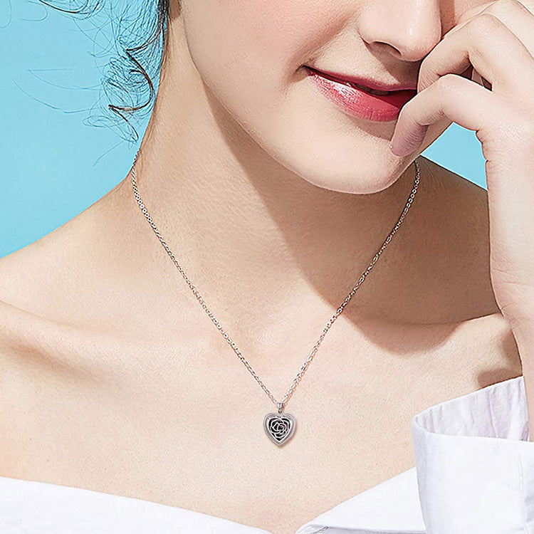 925 silver vintage heart pendant with rose pattern, customizable photo and text engraving, perfect commemorative necklace.