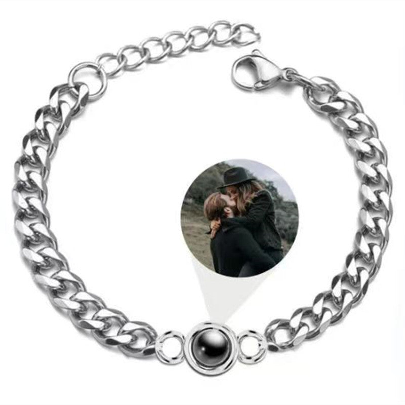 Custom couple's projection bracelet with text and photo. Made of titanium steel, perfect for Valentine's or birthday gifts.