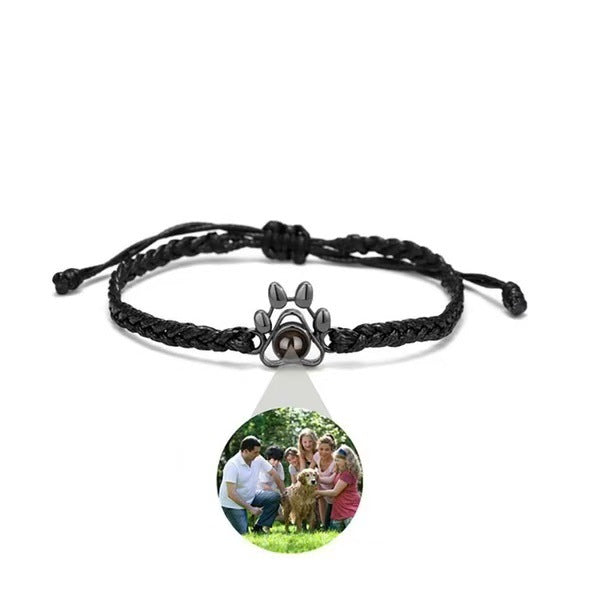 Dog paw projection bracelet for men and women, customizable with family photos and "I love you" in 100 languages.