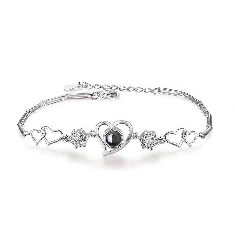 Heart bracelet for women, stylish and luxury, custom photo projection in 100 languages, perfect Christmas gift.