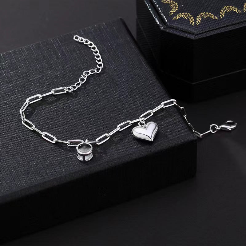 Creative heart bubble DIY projection bracelet with 100 languages "I Love You." Customize with your photo and text. Perfect Christmas gift!