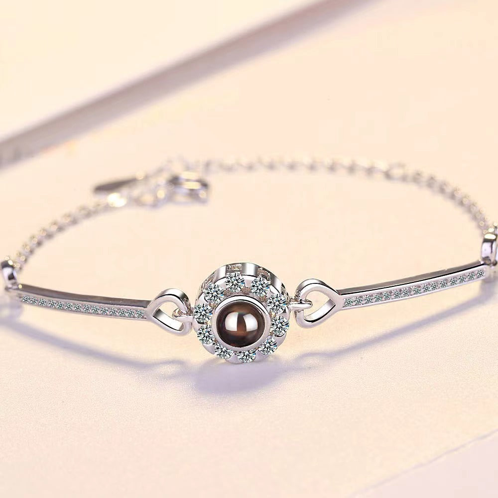 Heart Shaped Bracelet Projection Love Confession Memory Bracelet 100 Languages I Love You Bracelet Gift