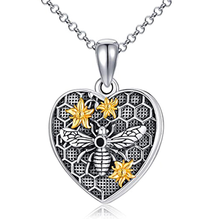Heart-shaped pendant, two photos can be opened, retro engraved bee sunflower photo box necklace wholesale.