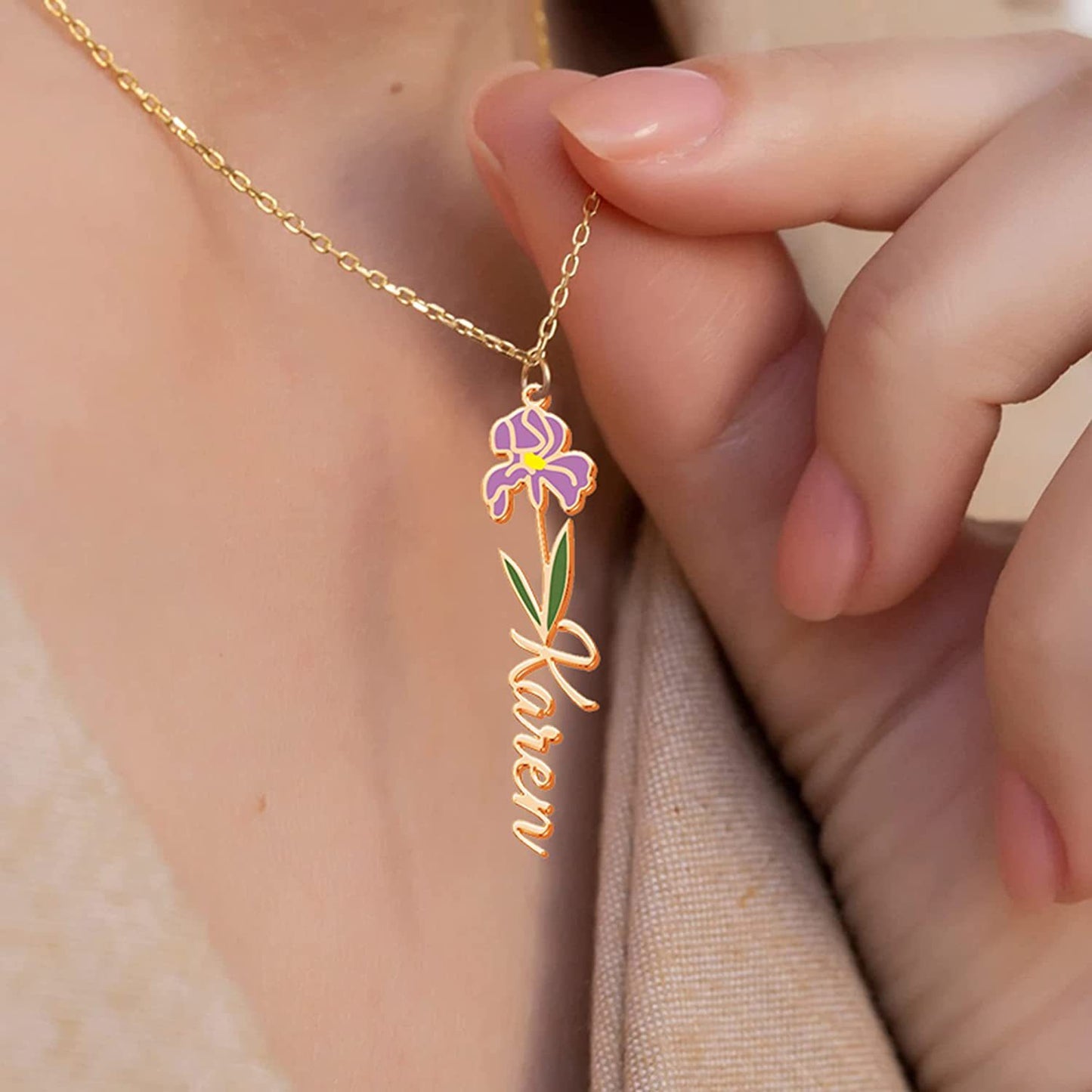 Personalized Birth Flower Necklace | December Birthstone Jewelry | Ideal Gift for Women and Sisters