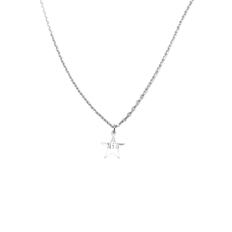 S925 Silver Star Necklace – A simple yet personalised piece that can be custom engraved with your name. A stylish gift for couples and special occasions.
