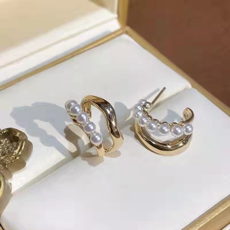 Minimalist geometric earrings for women, 2022 trend, faux pearl studs with 925 silver posts, unique design.