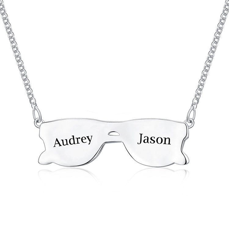 New trendy glasses design pendant, memory photo frame necklace, customized wholesale gifts for couples.