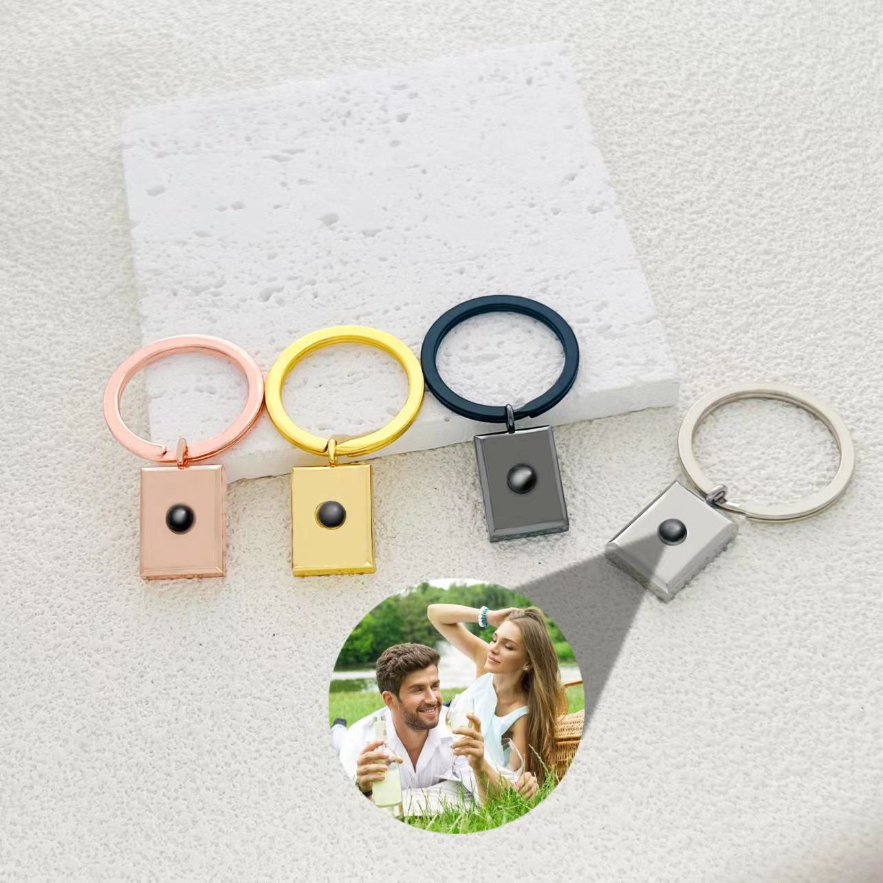 100 Languages "I Love You" projection pendant, titanium steel square keychain, customizable with photo and text.